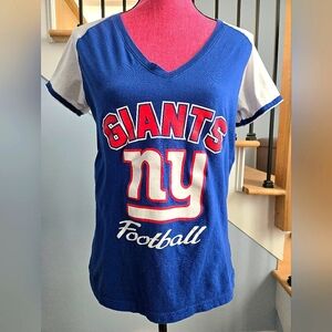 GIANTS NFL V Neck T-Shirt - Large -‎ Like New